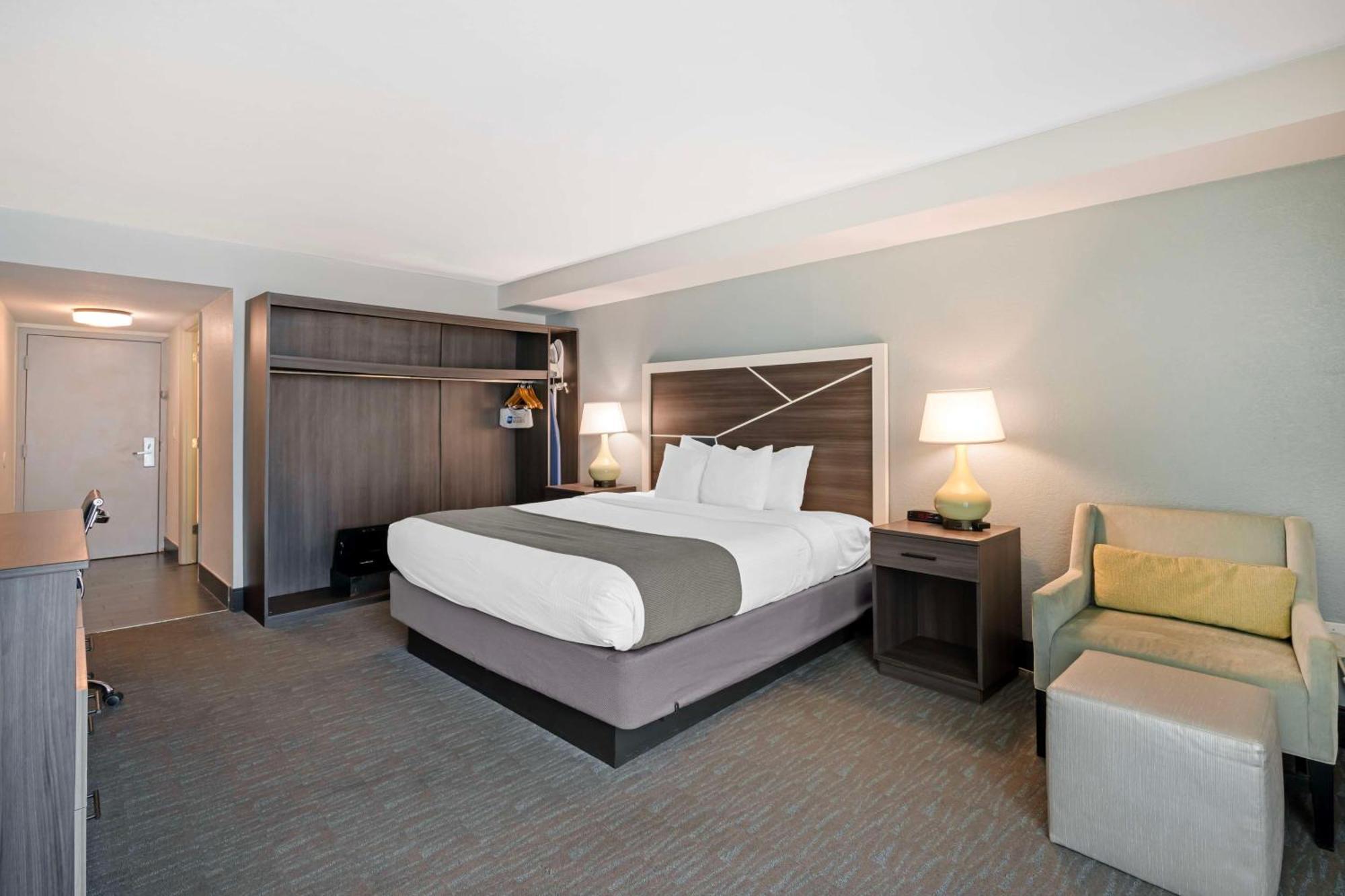 Best Western Plus Daytona Inn Seabreeze Daytona Beach Bagian luar foto